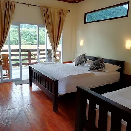 Riverview Bungalows & Gh Muang Ngoi エクステリア 写真