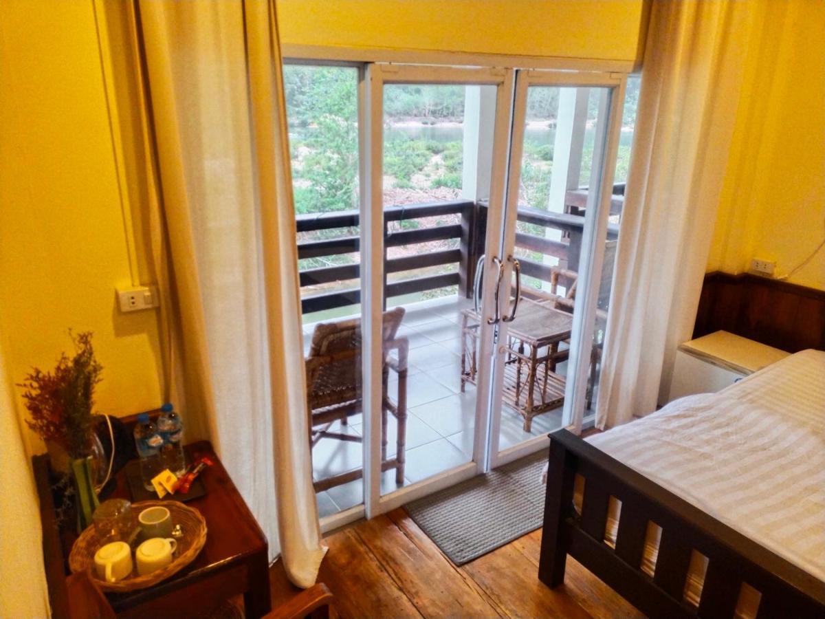 Riverview Bungalows & Gh Muang Ngoi エクステリア 写真
