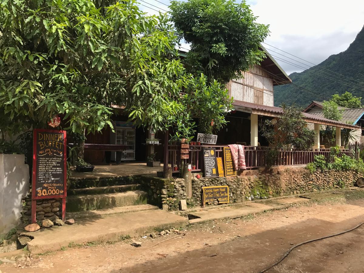 Riverview Bungalows & Gh Muang Ngoi エクステリア 写真