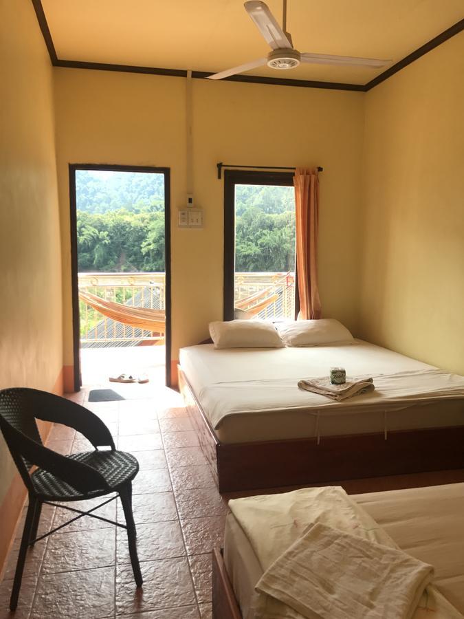 Riverview Bungalows & Gh Muang Ngoi エクステリア 写真