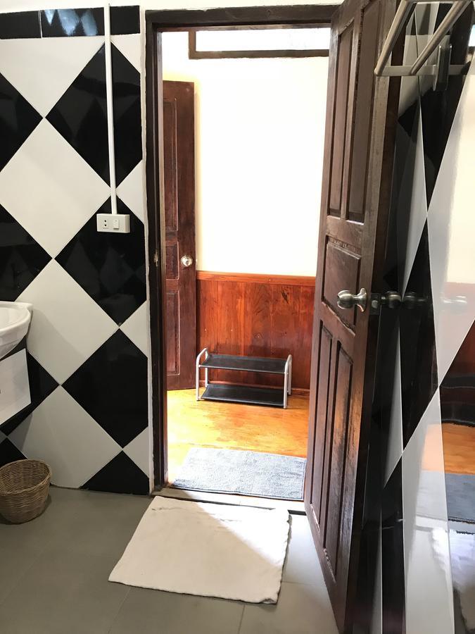 Riverview Bungalows & Gh Muang Ngoi エクステリア 写真